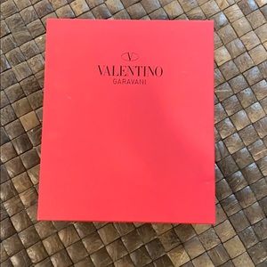 Valentino box